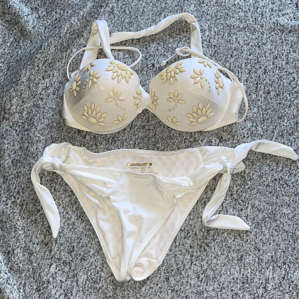 VS white BIKINI with rhinestones 🥥✨